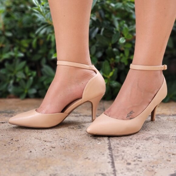 Women's Nude Ankle Closed Pointed Toe Stiletto Heel Pump - Picture 1 of 5
